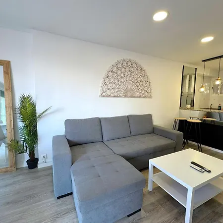 Karola 9 Apartment Benidorm